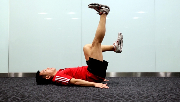 Convenient Exercise: Lying straight leg raise